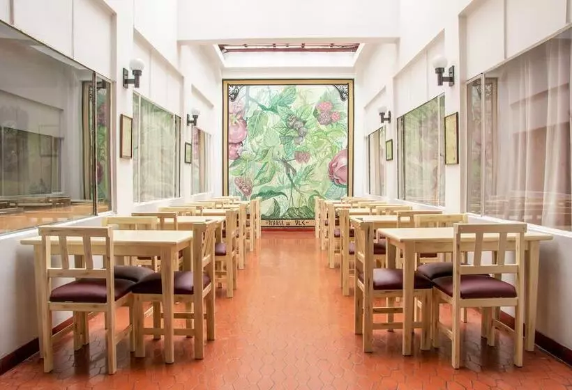 Hotelli Ana Carolina