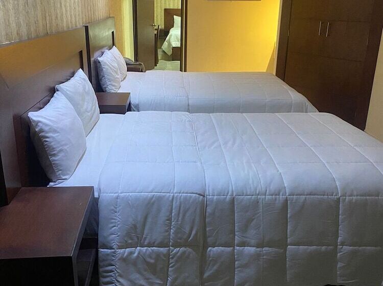 هتل San Ignacio Inn