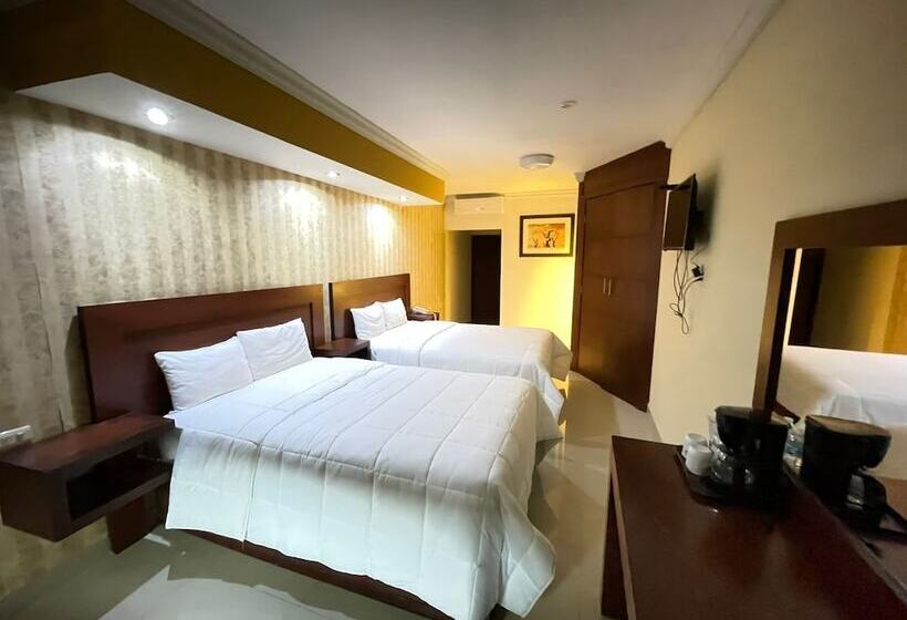 هتل San Ignacio Inn