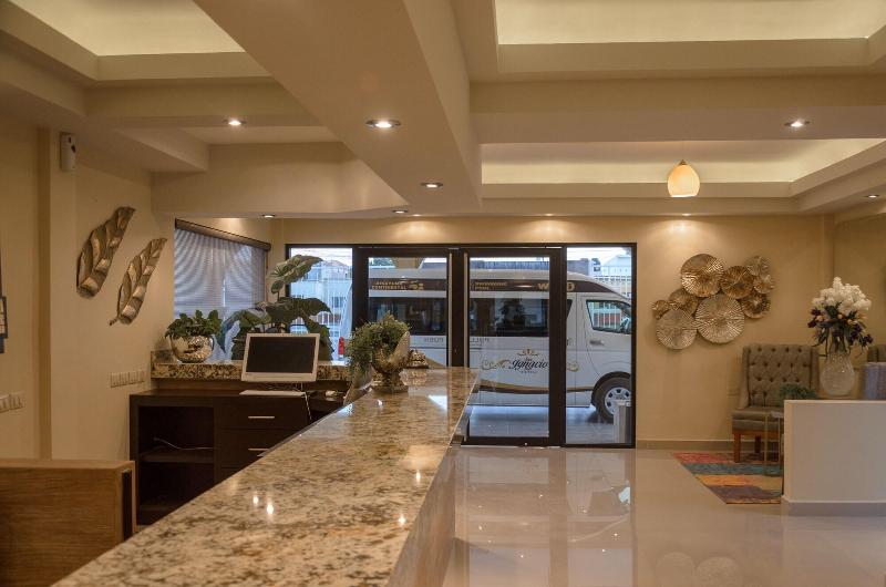 هتل San Ignacio Inn