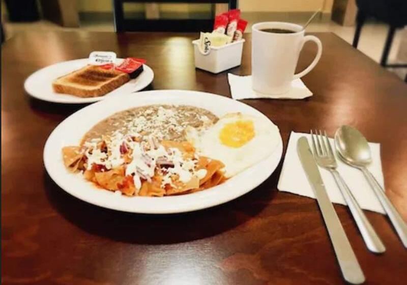 هتل San Ignacio Inn