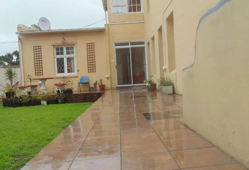 هاستل Jikeleza Lodge