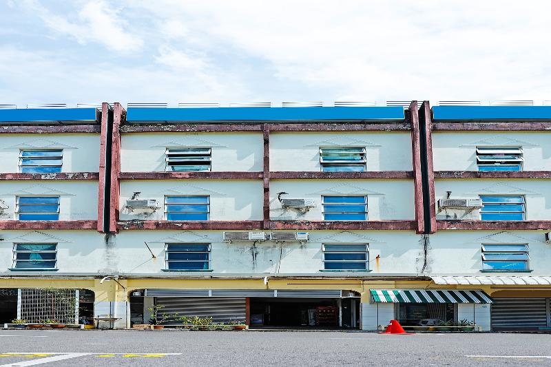 هاستل Living House