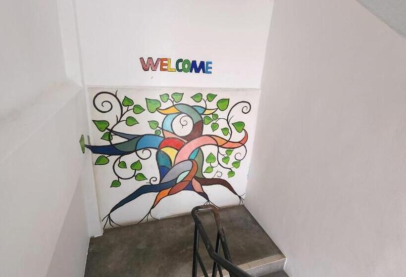 هاستل Vintage Inn