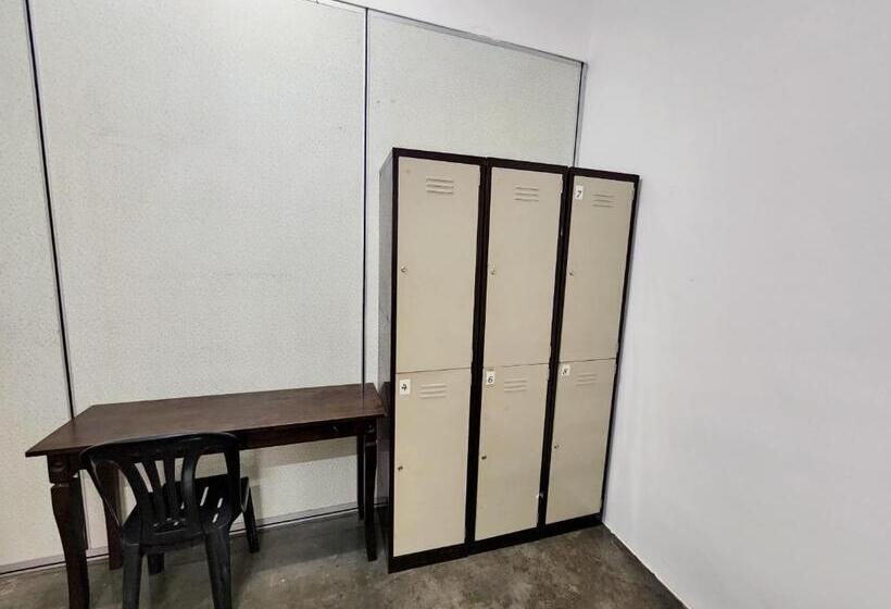 هاستل Vintage Inn