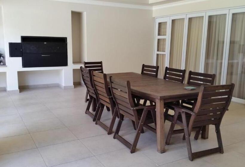 مبيت وإفطار 6 On Acacia