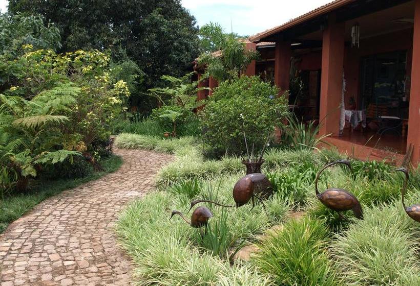 مبيت وإفطار Ambience Inn