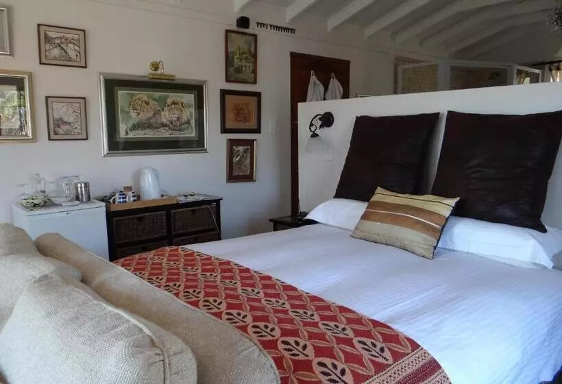 تختخواب و صبحانه Art Gallery Guest House