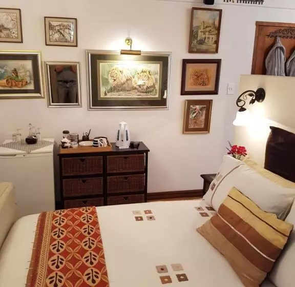 تختخواب و صبحانه Art Gallery Guest House