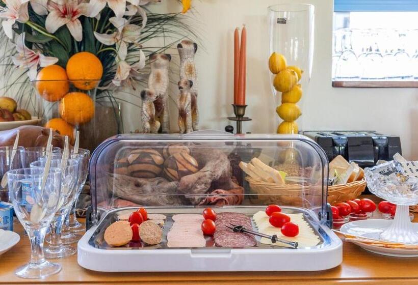 تختخواب و صبحانه Gästehaus Pinkepank