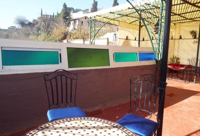 تختخواب و صبحانه Maison Adam