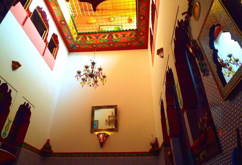 تختخواب و صبحانه Maison Adam