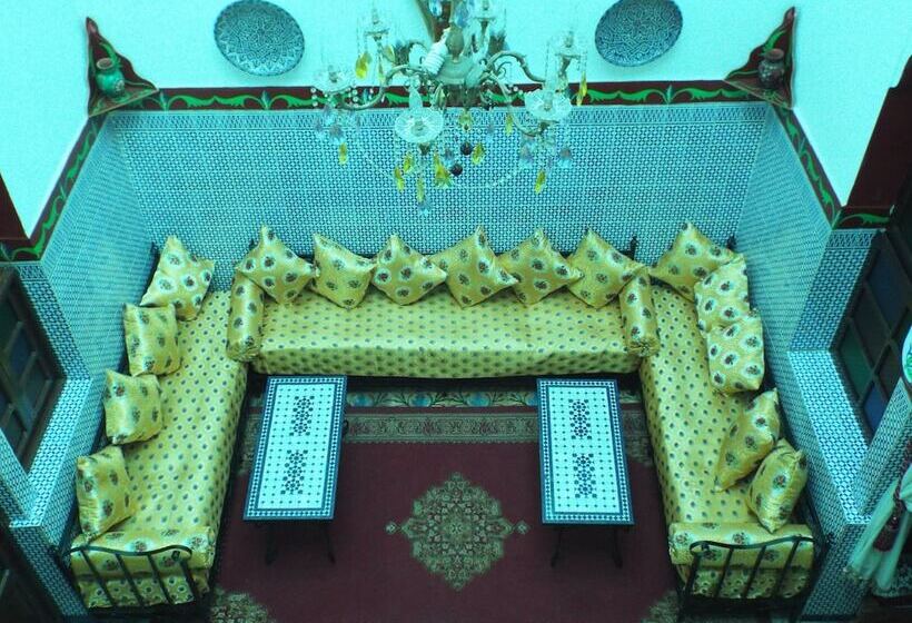 تختخواب و صبحانه Maison Adam