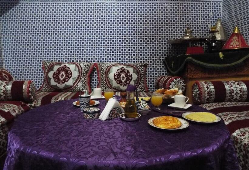 تختخواب و صبحانه Maison Adam