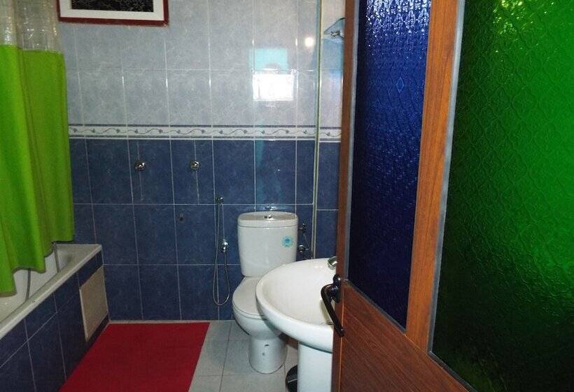 تختخواب و صبحانه Maison Adam