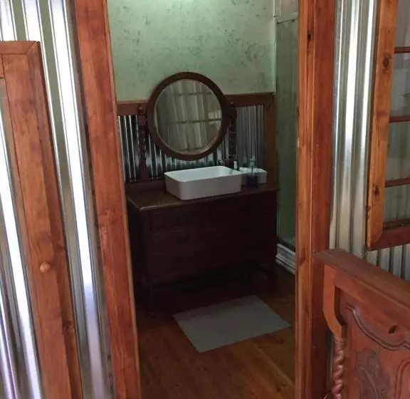 ベッドアンドブレックファースト Skinkikofi Guest House