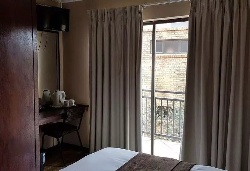 ベッドアンドブレックファースト Tsessebe Guesthouse