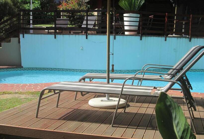 مبيت وإفطار Villa Helderberg