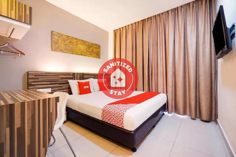 هتل Gm Holiday  Permai Jaya
