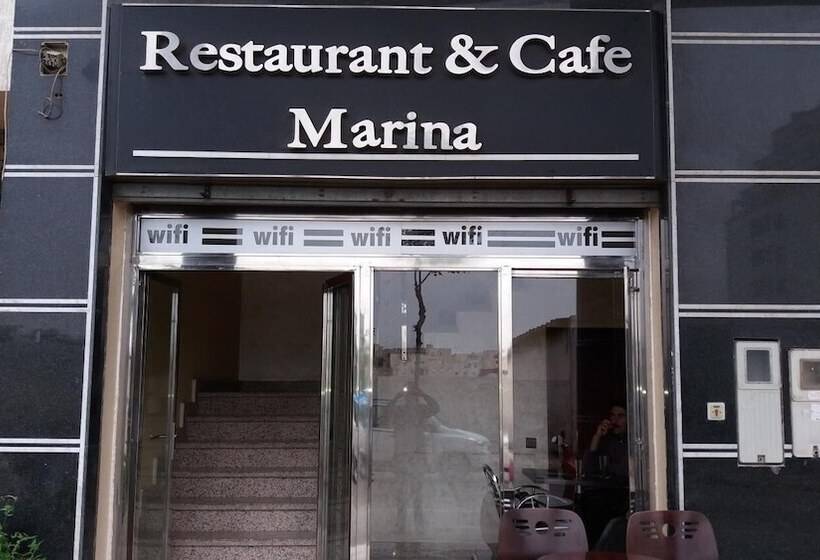 호텔 Hôtel Marina