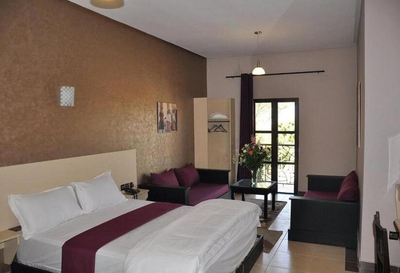 בית מלון כפרי Inou