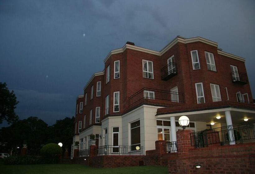 בית מלון כפרי Redlands