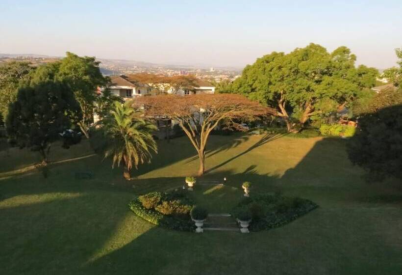 בית מלון כפרי Redlands