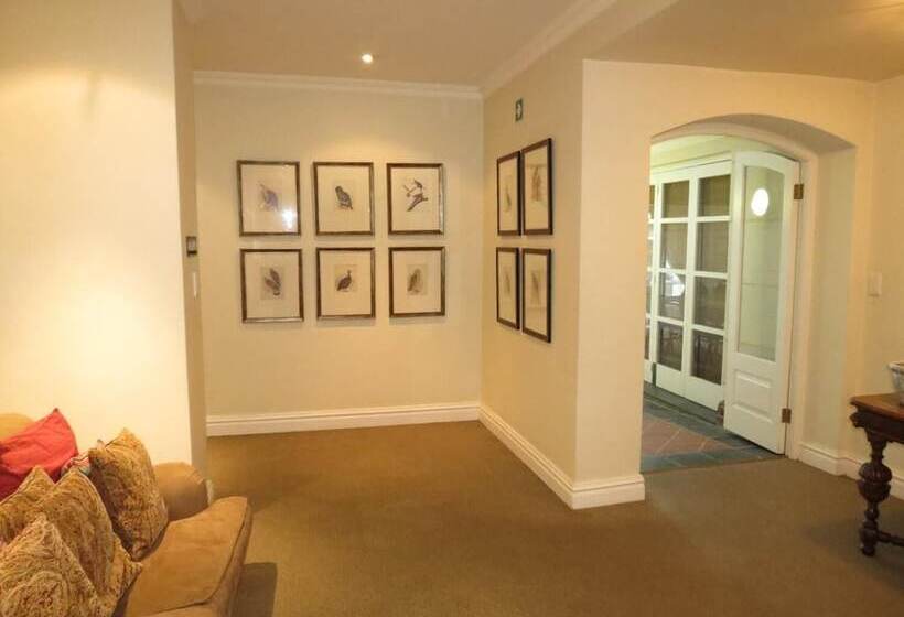 בית מלון כפרי Redlands