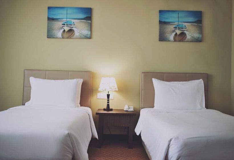 Resort The Regency Waterfront