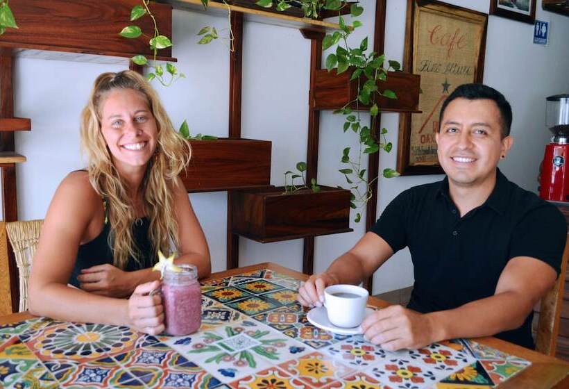 فندق صغير Casa Losodeli & Coworking  Adults Only