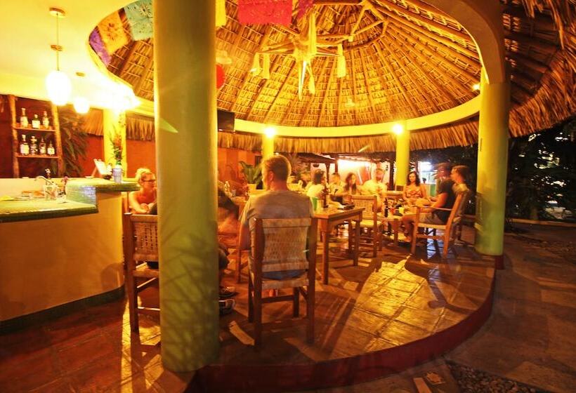 فندق صغير Casa Losodeli & Coworking  Adults Only