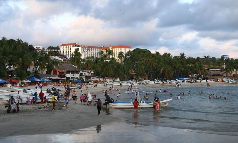 فندق صغير Casa Losodeli & Coworking  Adults Only