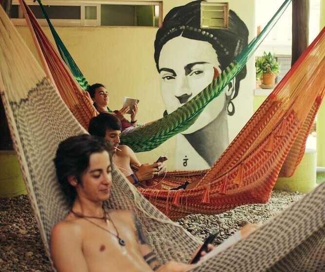 فندق صغير Casa Losodeli & Coworking  Adults Only