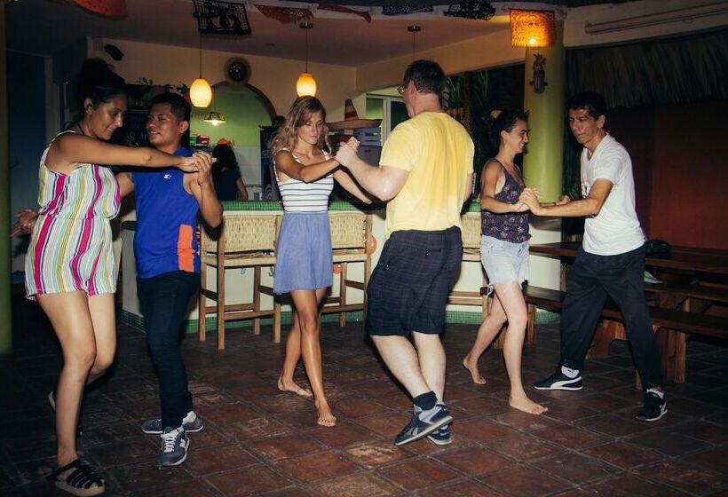 فندق صغير Casa Losodeli & Coworking  Adults Only