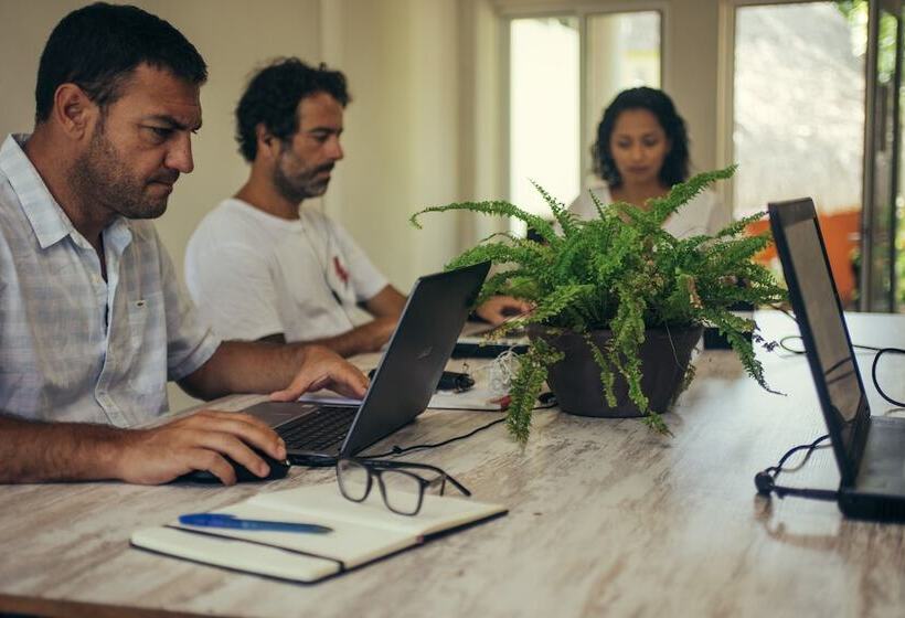 فندق صغير Casa Losodeli & Coworking  Adults Only