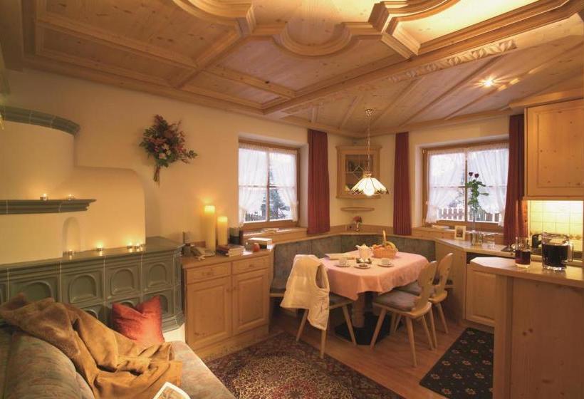 Apartments Villa Gardena Gardenahotels