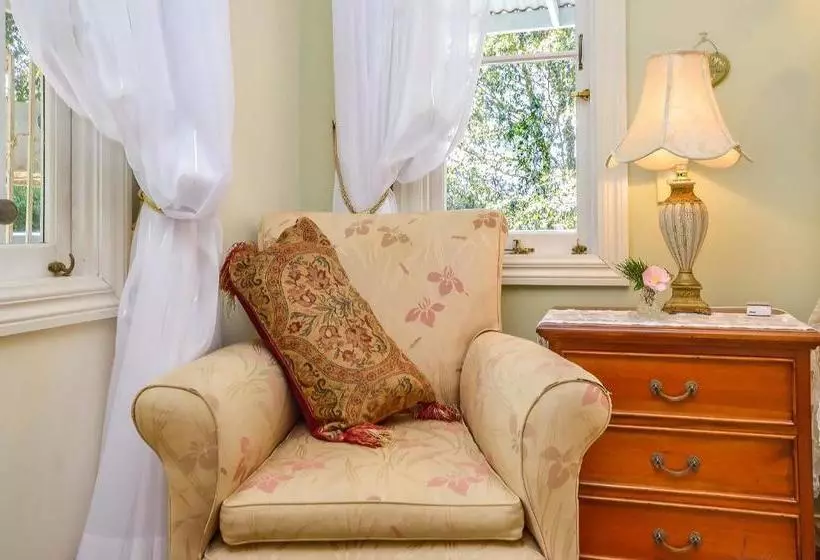 Hotel Amore Mt Tamborine