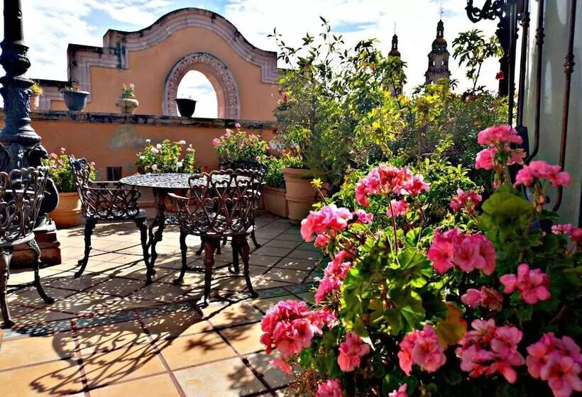 ホテル Hacienda Los Narcisos