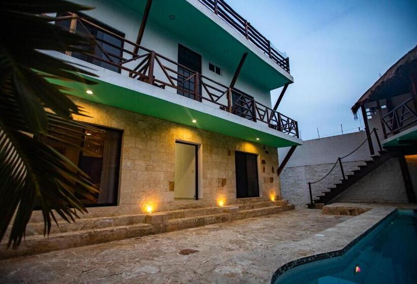 בית מלון כפרי Howlita Tulum   Adult Only