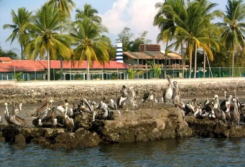 هتل Marina San Blas