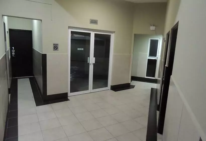 هتل Metropolitano Tampico