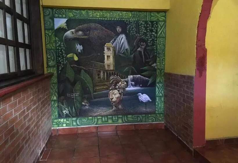 Hotelli Posada Aguila Real