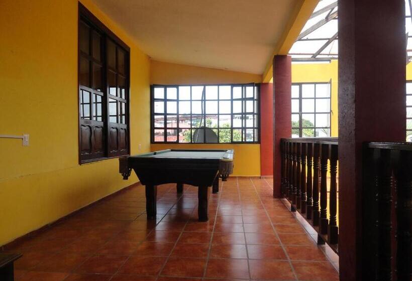 בית מלון כפרי Posada Aguila Real