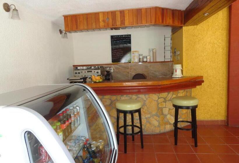 בית מלון כפרי Posada Aguila Real