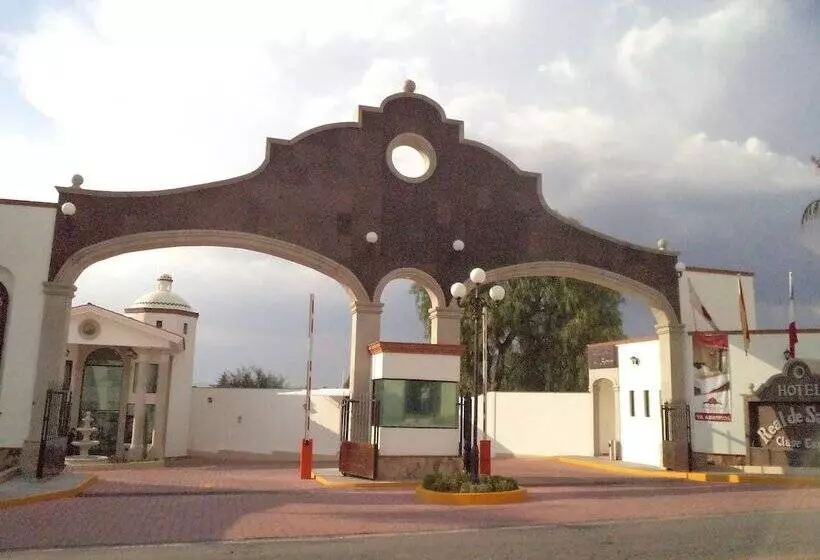 Hotelli Real De San Jose