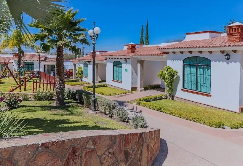 Hotelli Real De San Jose
