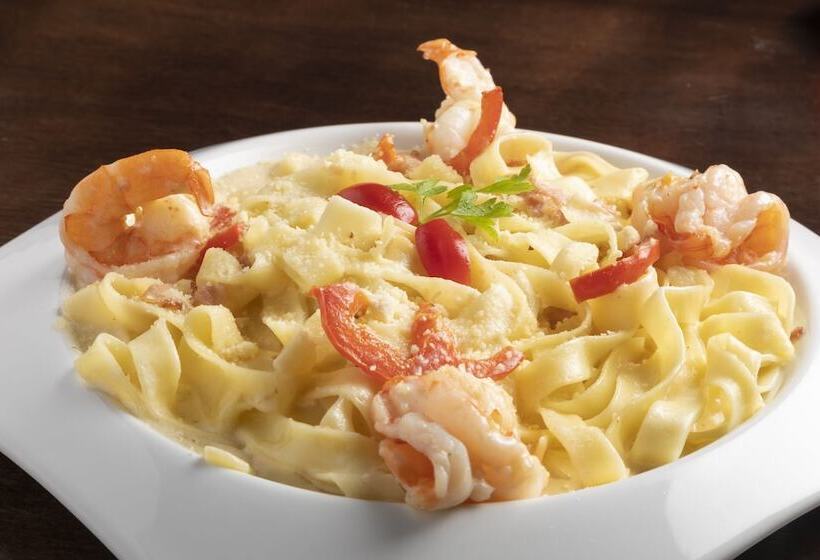 ホテル Real De San Jose