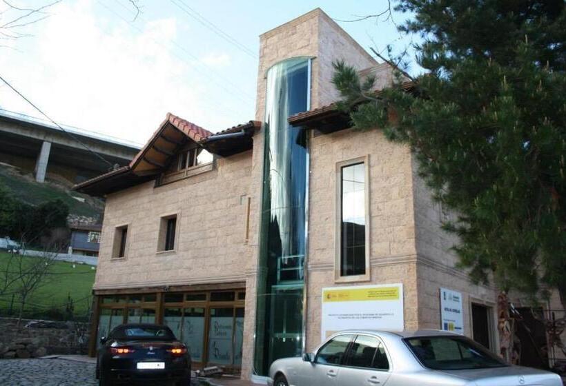 田舎風ホテル Rural El Reundu