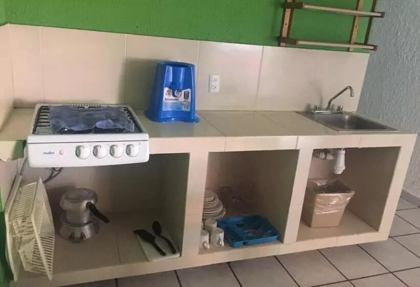 هتل Suites Santa Barbara