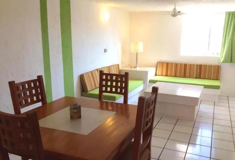 هتل Suites Santa Barbara